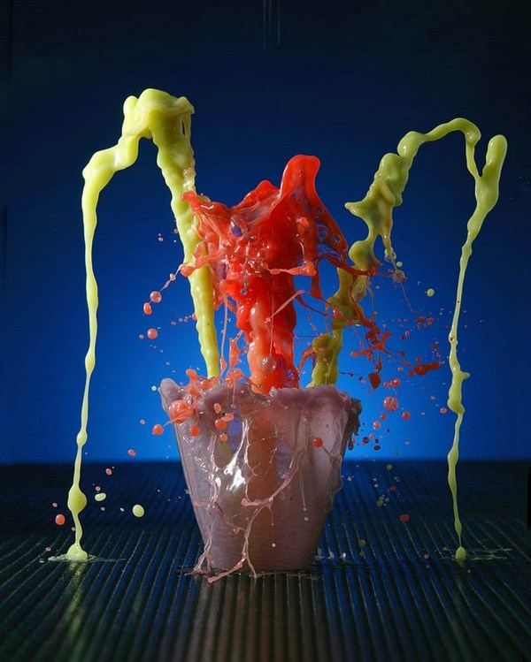 esculturas con liquidos de colores por jack long